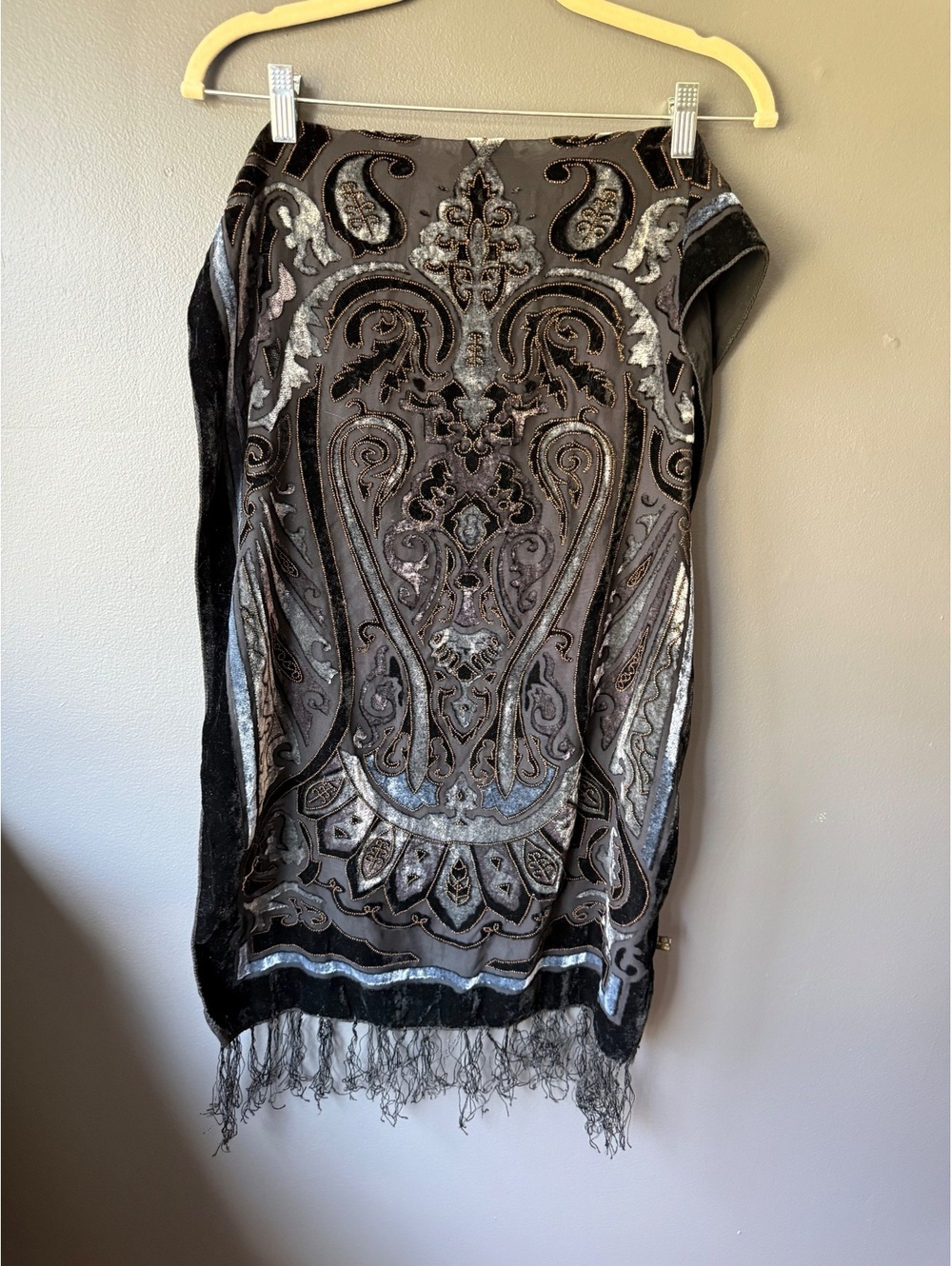 Elegant Black and Gray Velvet Paisley Shawl with Fringe